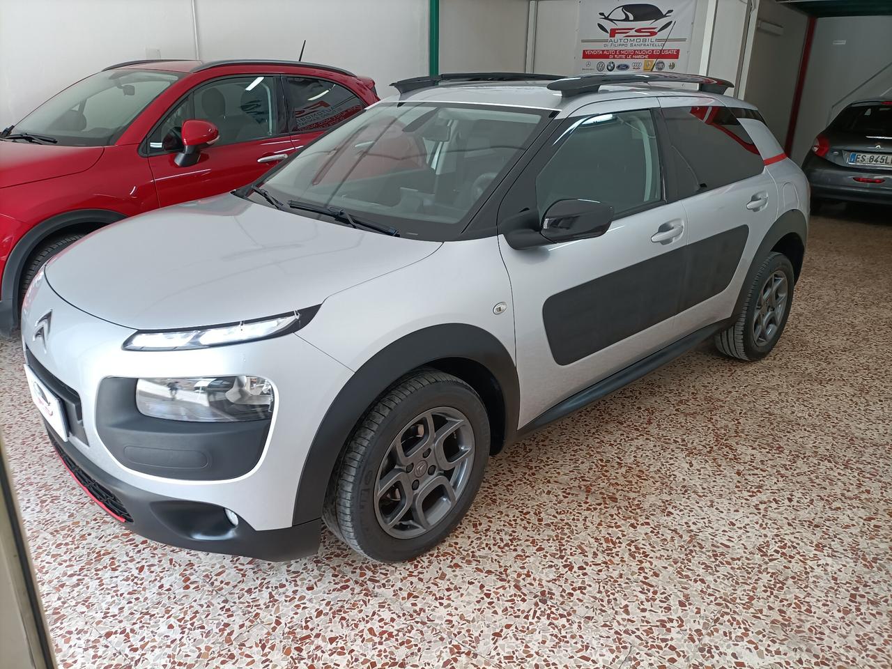 Citroen C4 Cactus BlueHDi 100 Shine