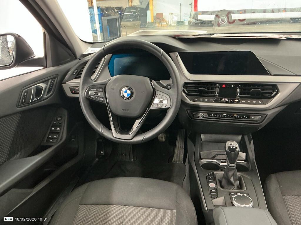 BMW 116D 115CV 6M. BUSINESS ADVANTAGE ( FARI LED - BMW DIGITAL COCKPIT - CLIMA BIZONA - PDC - NAVI - MIRROR - CRUISE )