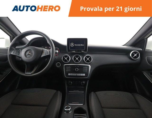 MERCEDES-BENZ A 180 d Automatic Business