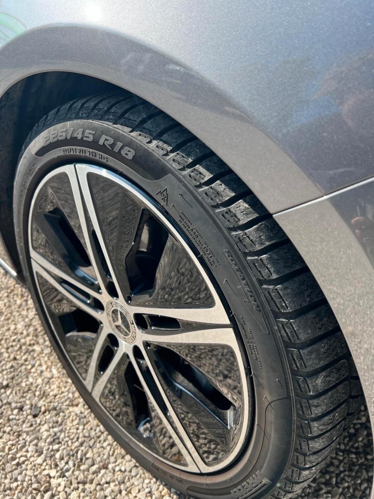 Mercedes-benz A 180 d Automatic AMG Line Premium