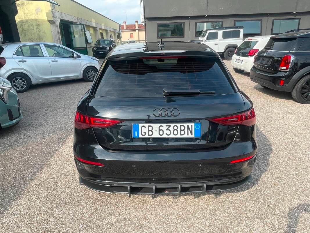 Audi A3 Sportback 35 1.5 tfsi mhev s-tronic MATRIX 18''