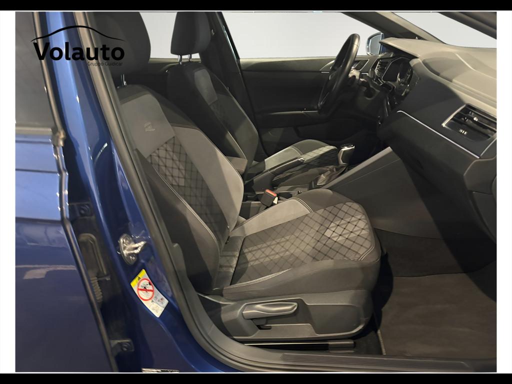 VOLKSWAGEN Polo VI 2022 - Polo 1.0 tsi R-Line 110cv dsg