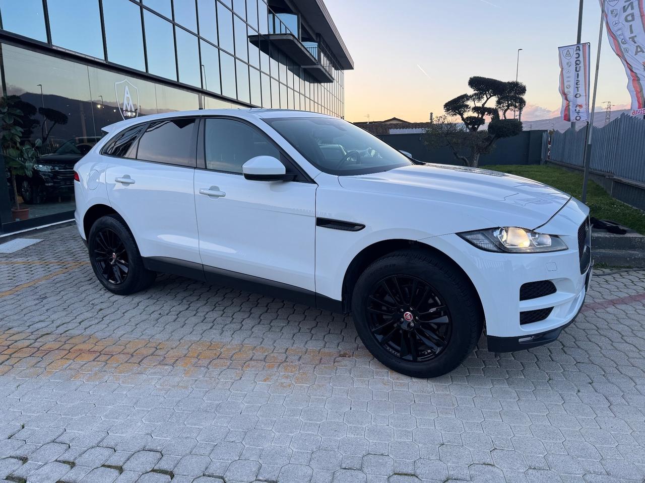 Jaguar F-Pace 2.0 D 180 CV AWD aut. Portfolio