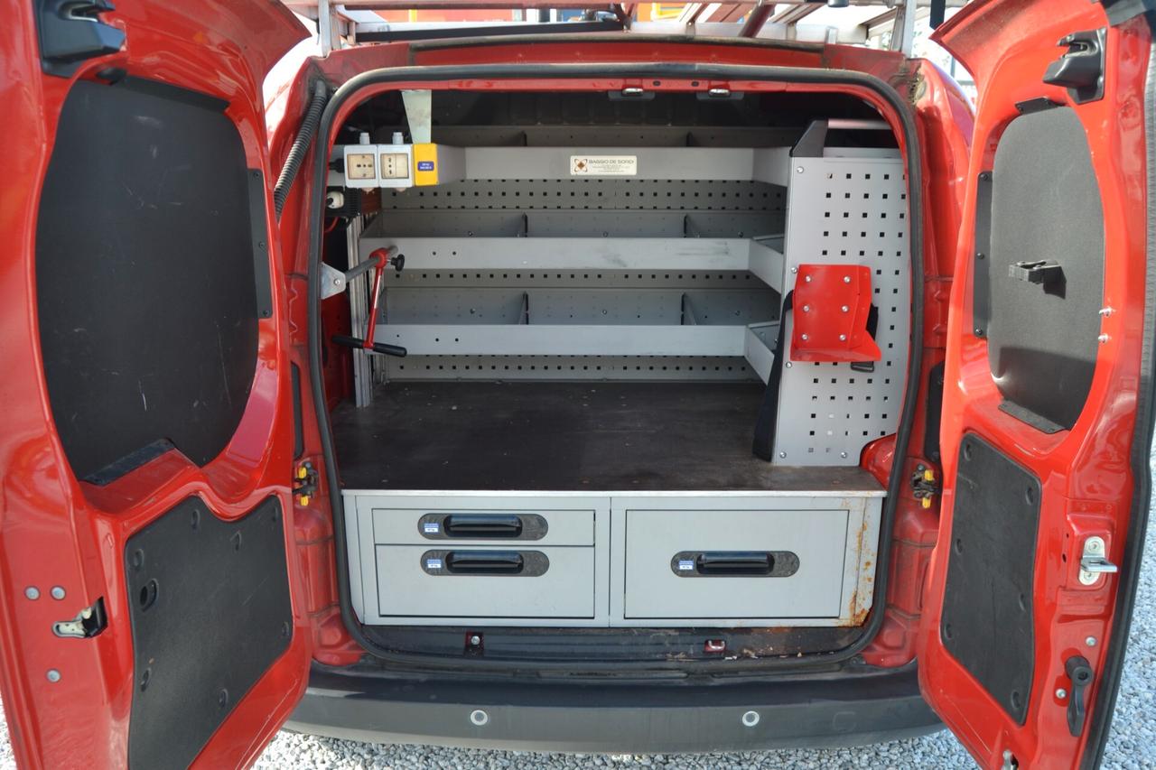 Fiat Fiorino 1.3 Multijet 95cv 05/2016 Adventure