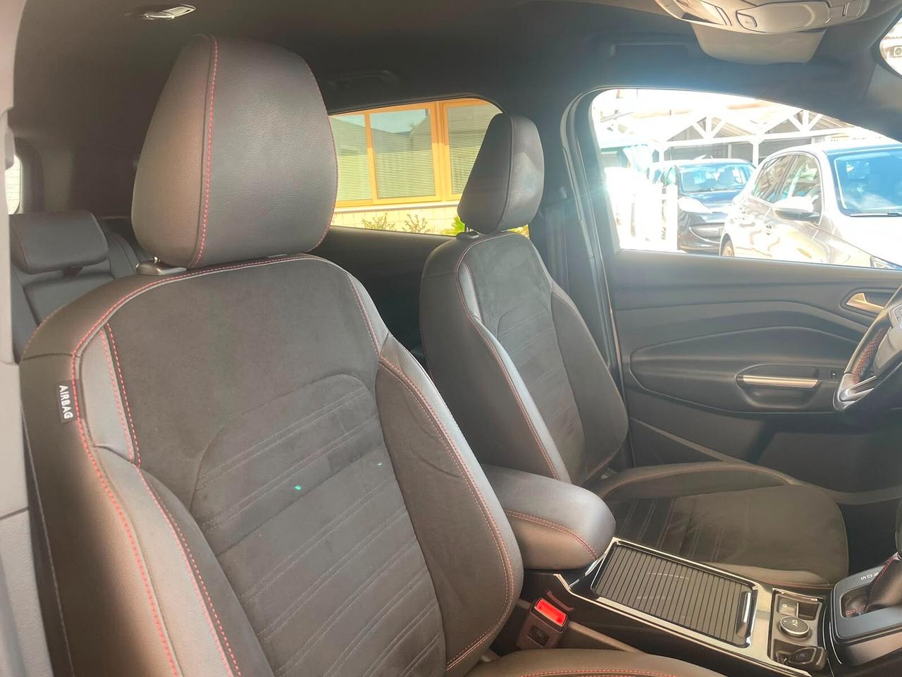 Ford Kuga 1.5 TDCI 120 CV 2WD Powershift Titanium Cambio auto