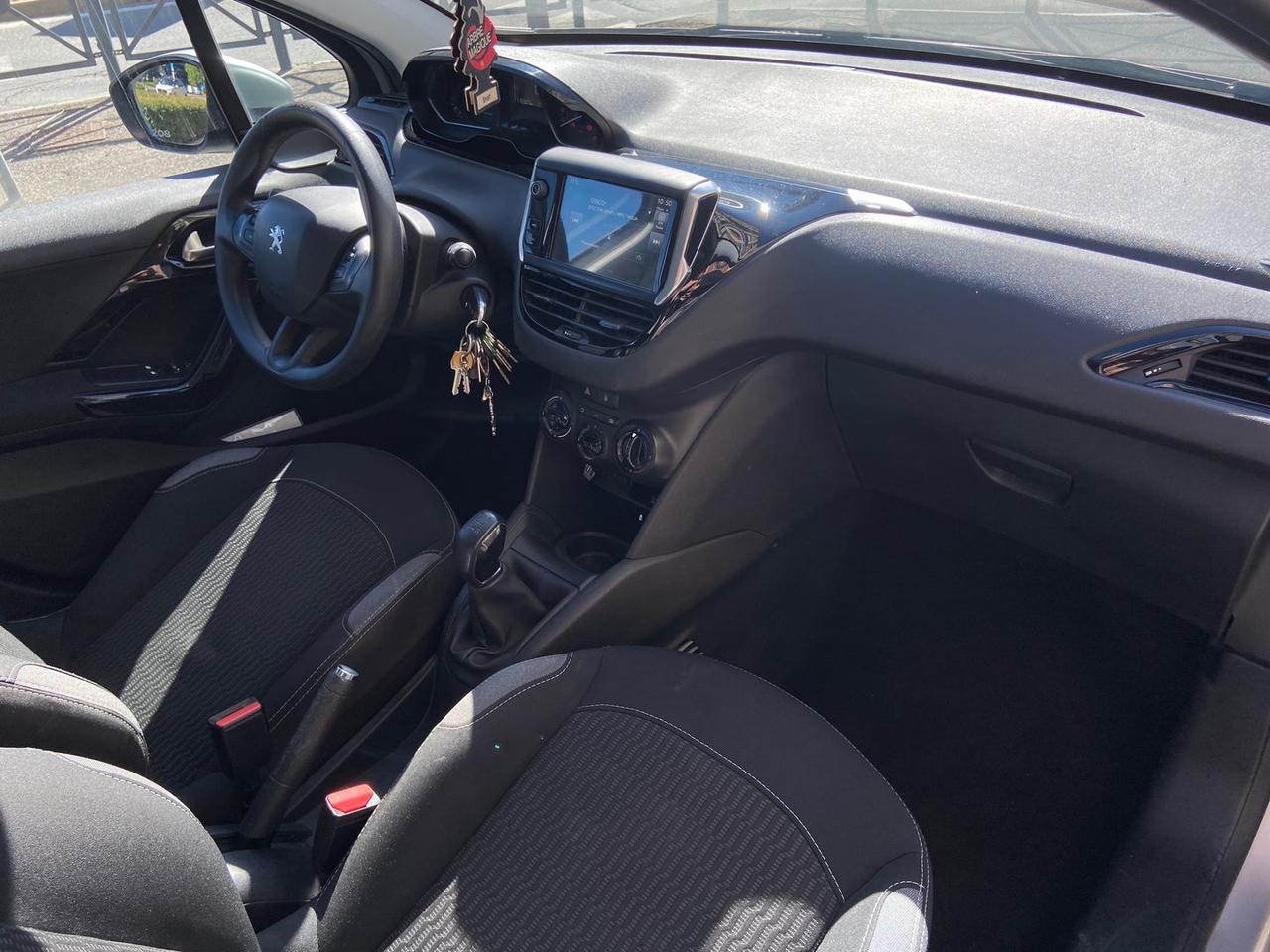 Peugeot 208 1.2 PureTech 82 Acti #6658