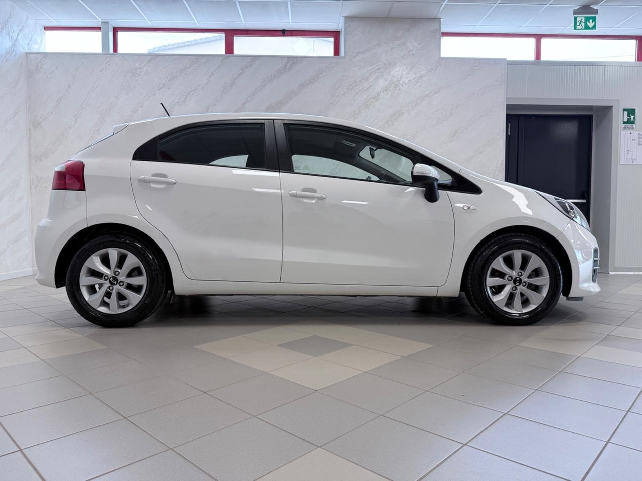 Kia Rio 1.1 CRDi 5p. Cool
