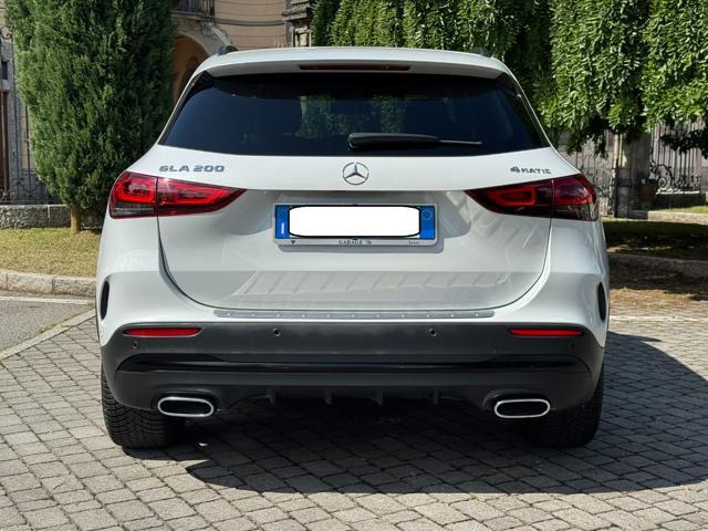 MERCEDES-BENZ GLA 200 Automatic 4Matic Premium
