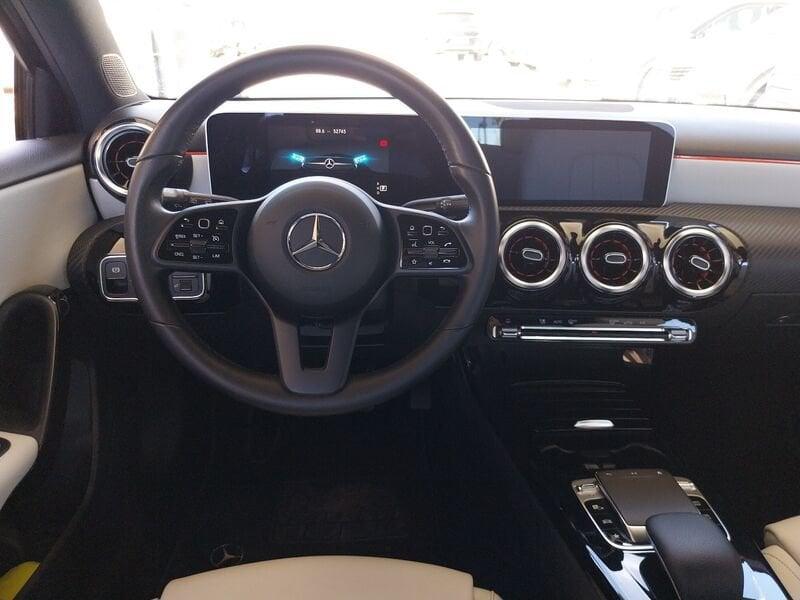 Mercedes-Benz Classe A A 180 d Automatic Business Extra