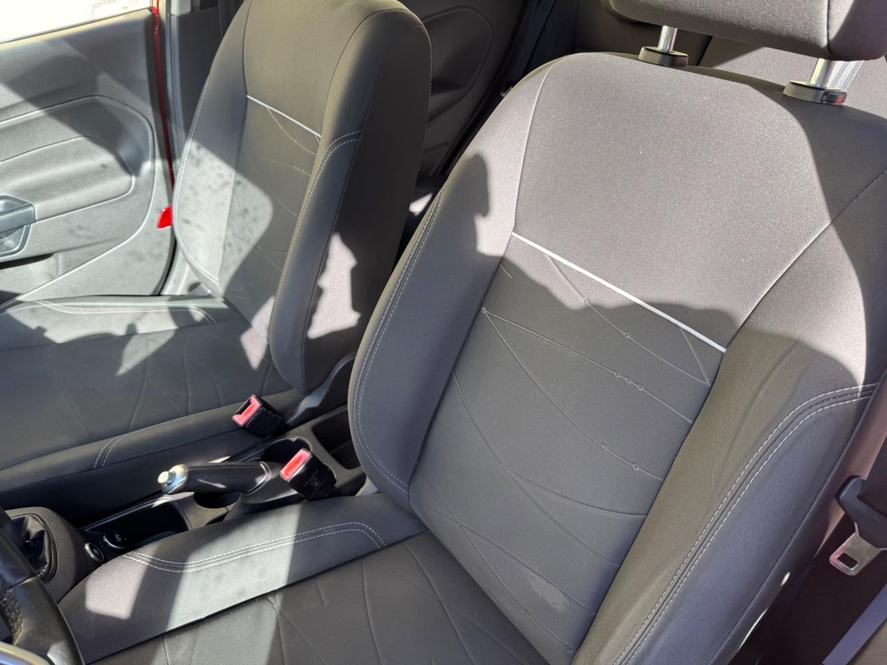 Ford Fiesta 1.4 5p. Bz.- GPL Titanium