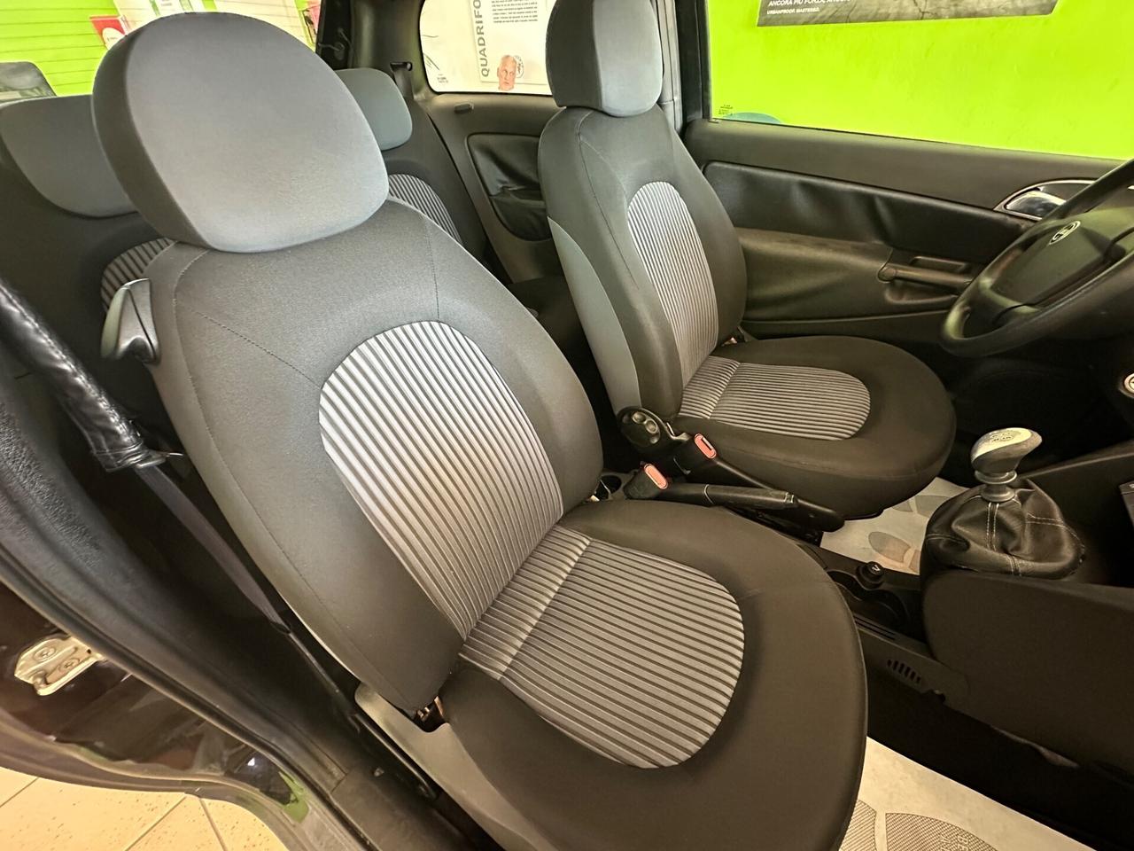 Lancia Ypsilon 1.2 Oro 60cv