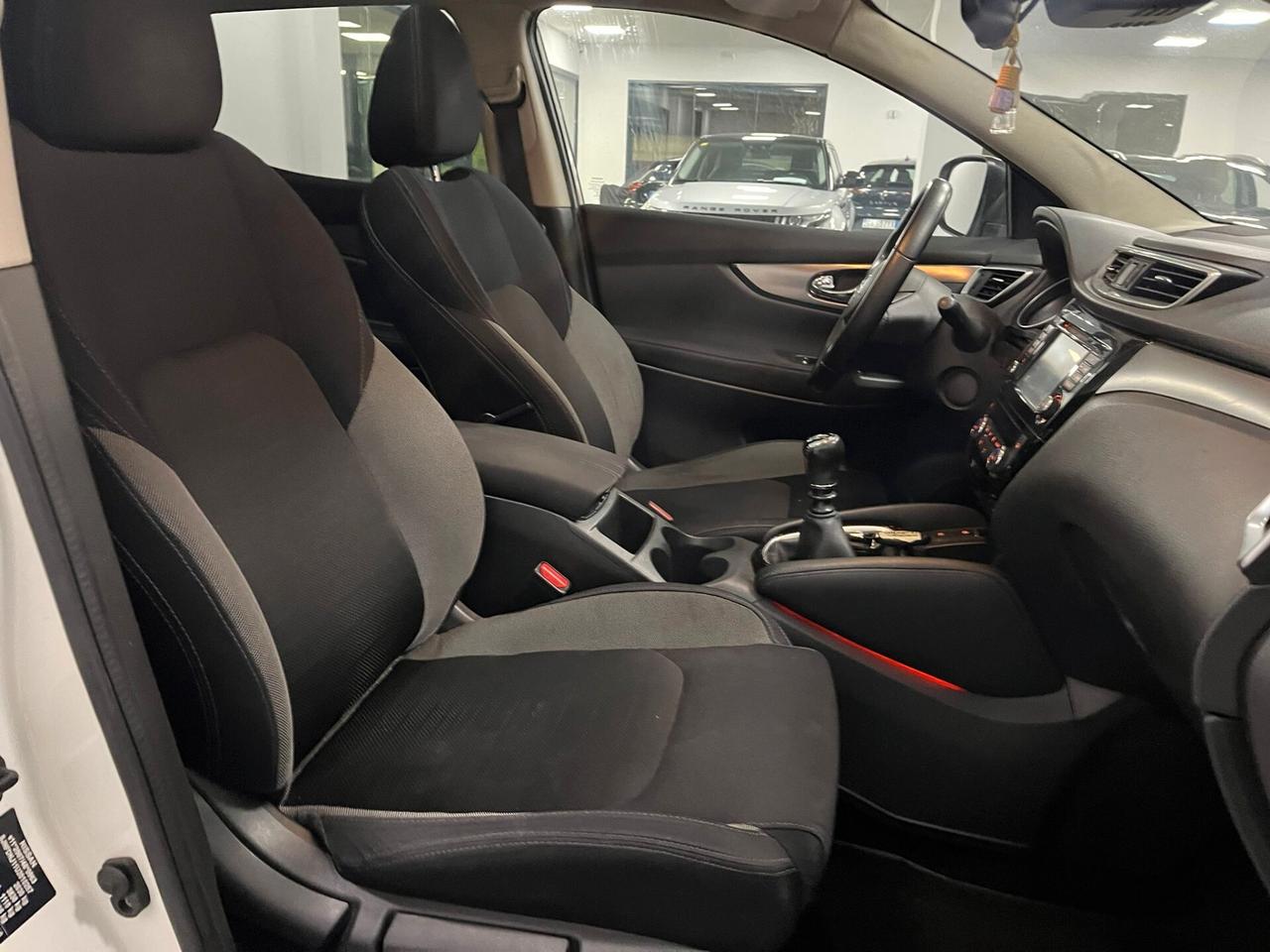 Nissan Qashqai 1.6 dCi 4WD Visia