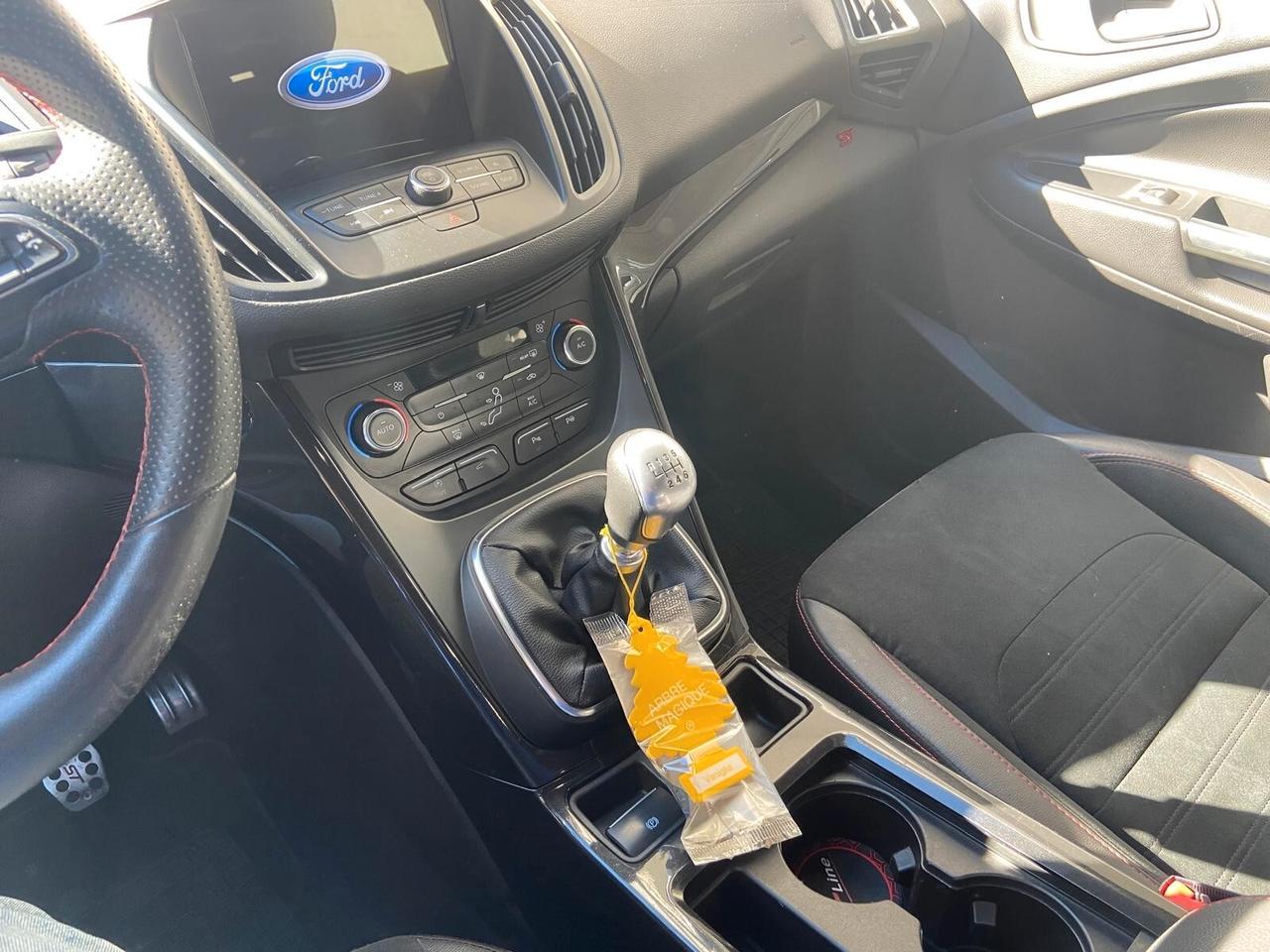 Ford Kuga 2.0 TDCI 120 CV S&S 2WD ST-Line