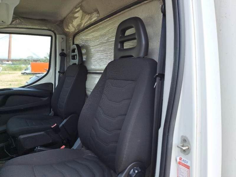 IVECO DAILY 35S16 2.3hpi FURG. con SPONDA