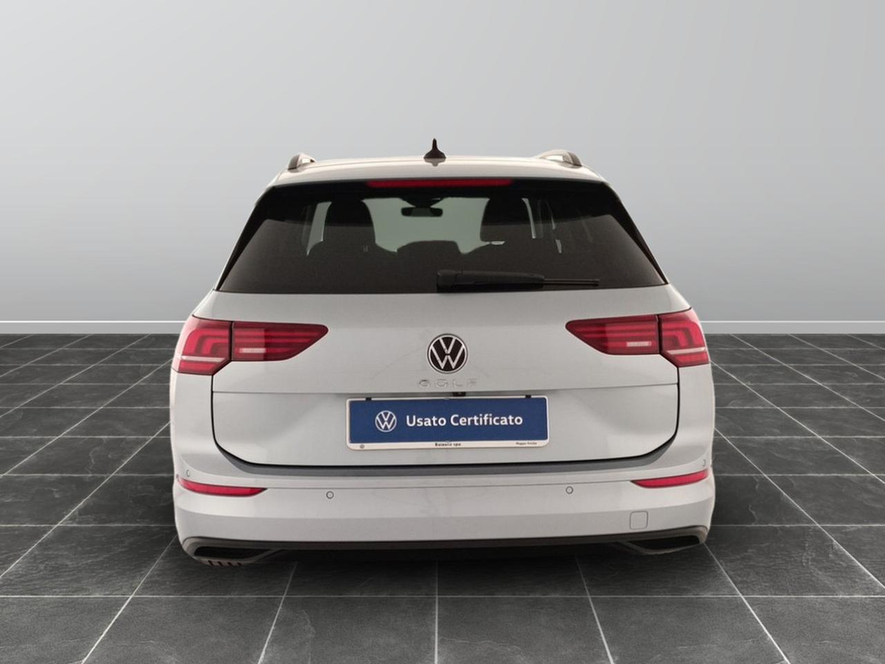 Volkswagen Golf variant 2.0 tdi scr 150cv life