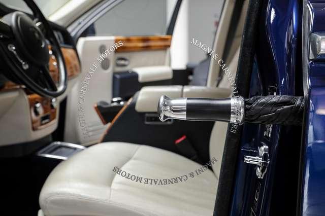 Rolls-Royce Phantom |PICNIC TABLES|21''|UMBRELLAS|REAR FOOTREST|PDC