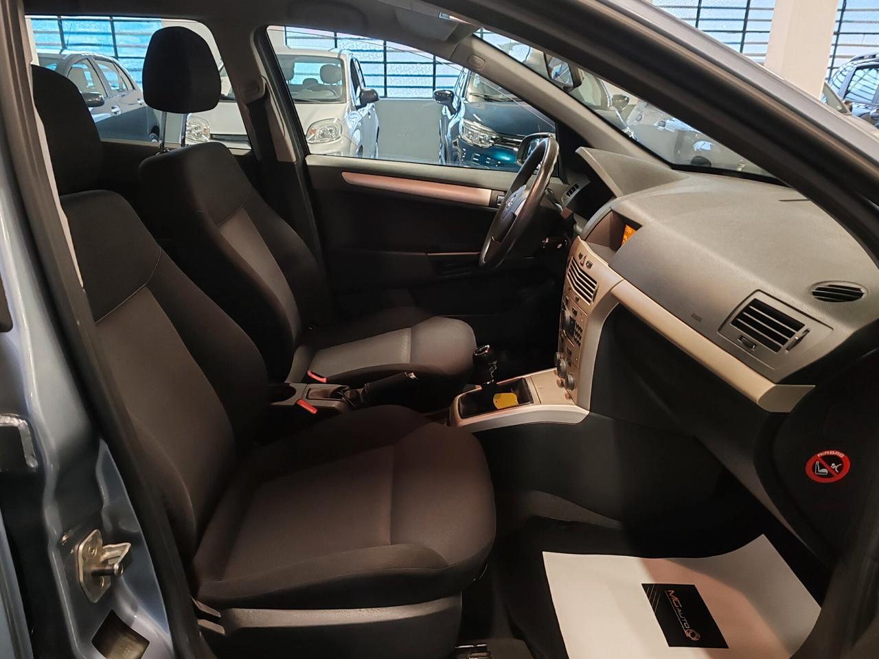 Opel Astra 1.6 16V VVT Station Wagon Club