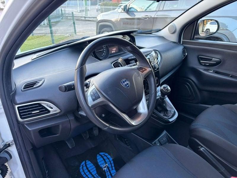 Lancia Ypsilon 0.9 Twinair 70cv metano Ecochic Gold