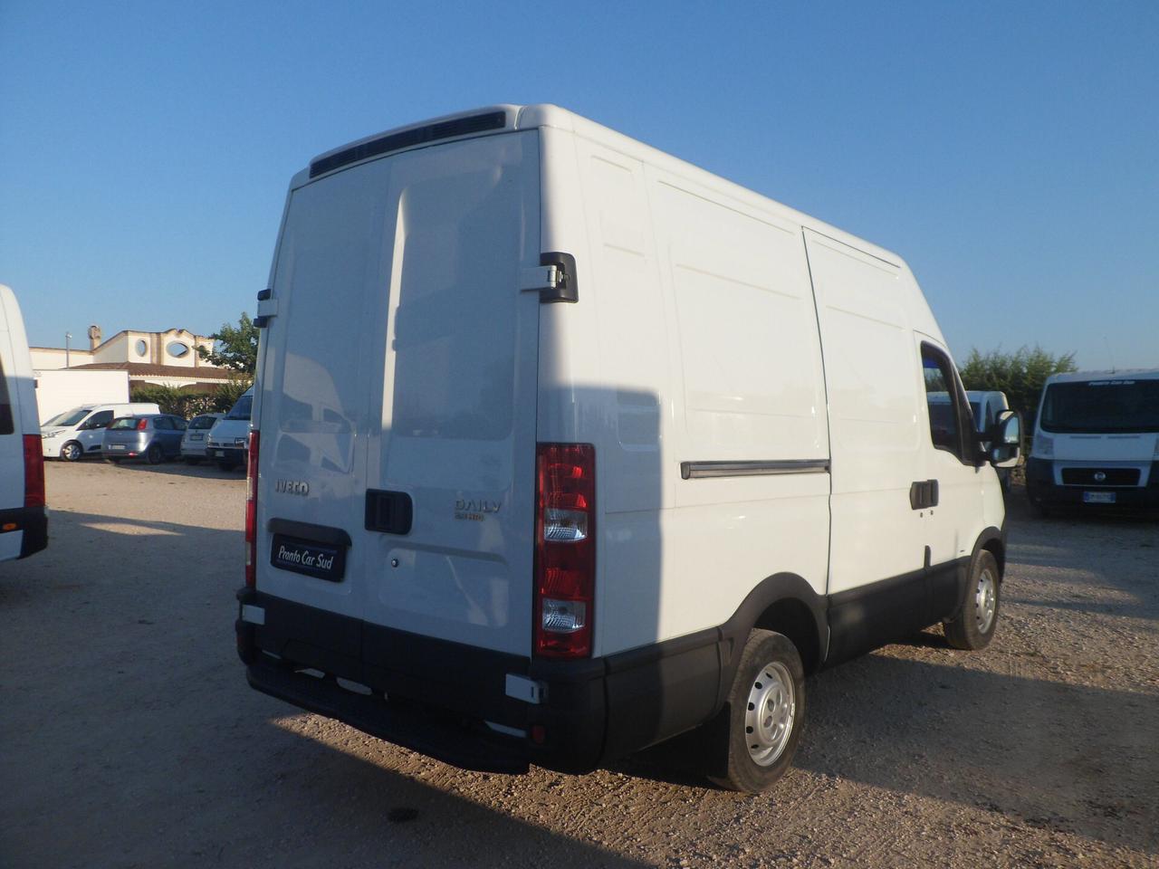 Iveco Daily 35s12 furgone medio alto