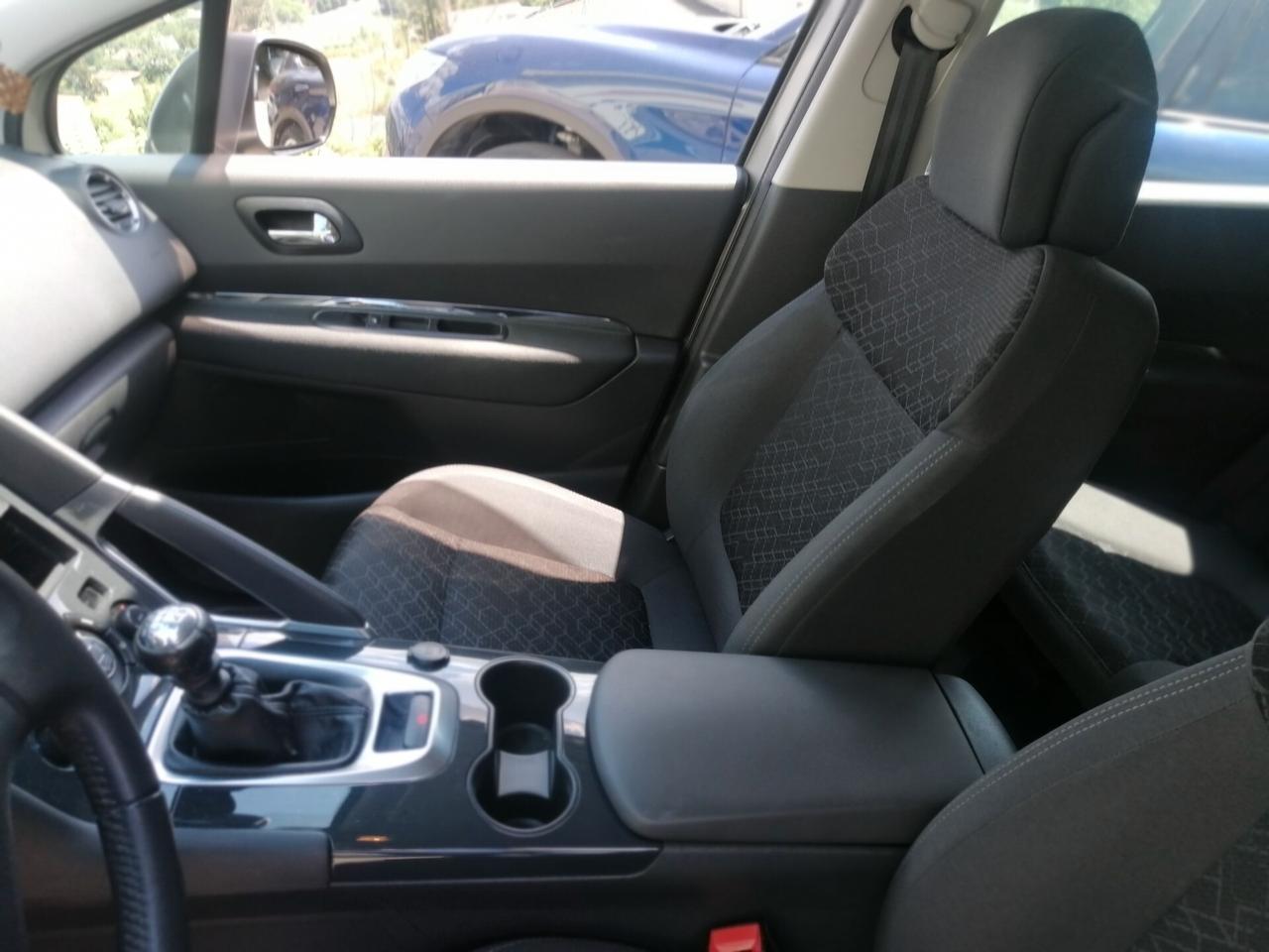 Peugeot 3008 1.6 HDi 115CV Allure