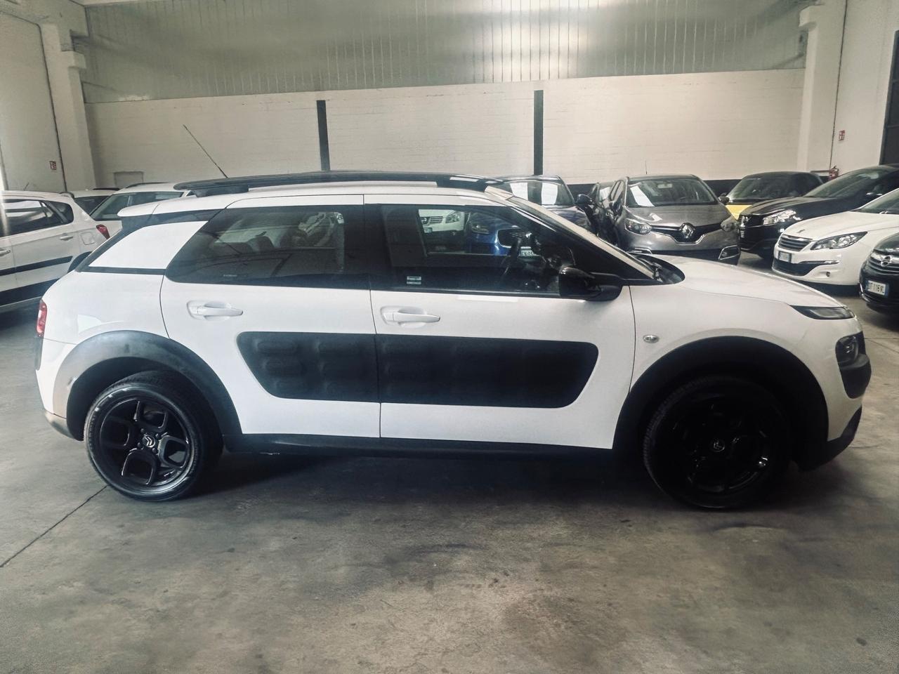 Citroen C4 Cactus 1200 puretech 82cv SHINE EURO6