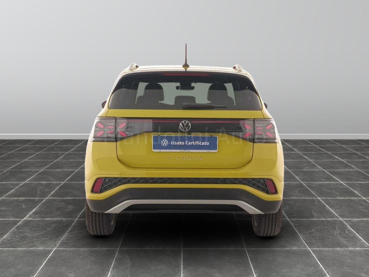 Volkswagen T-Cross 1.0 tsi 115cv r-line