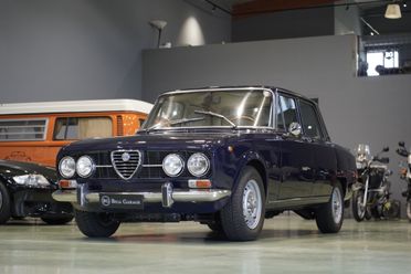 Alfa Romeo Giulia 2000