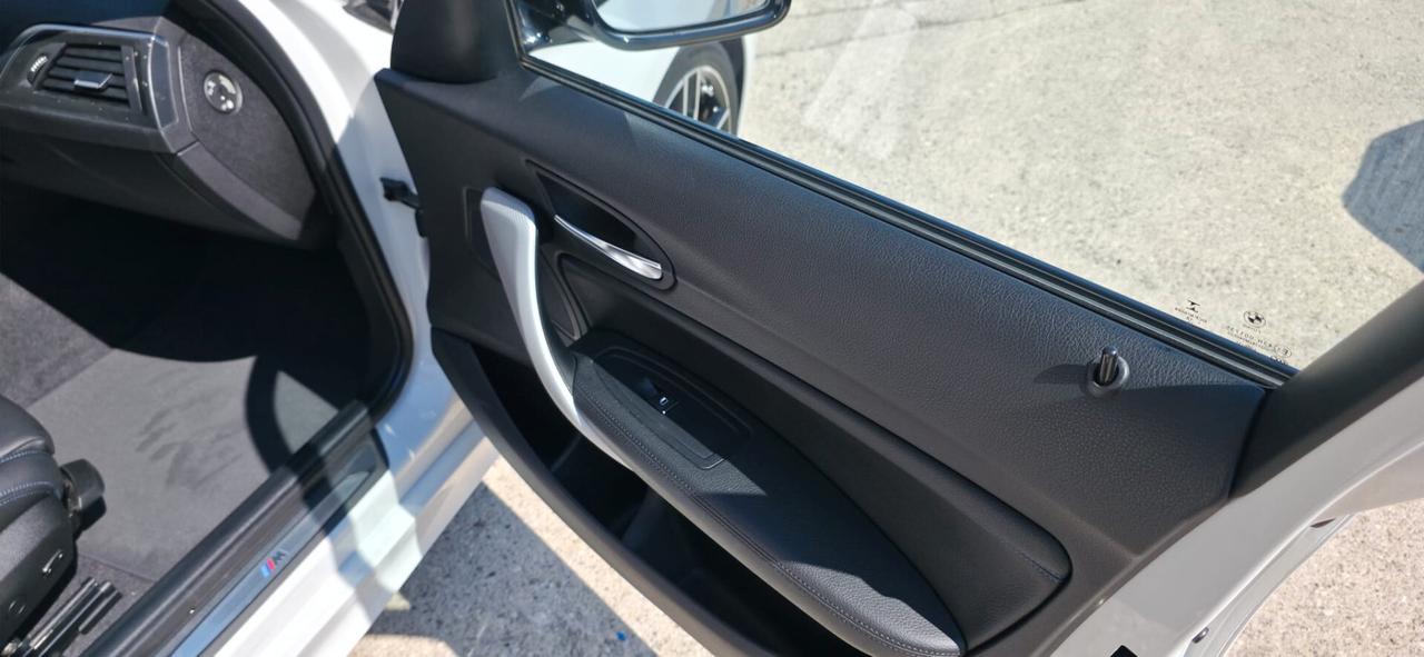 Bmw 116 116d 5p. Advantage