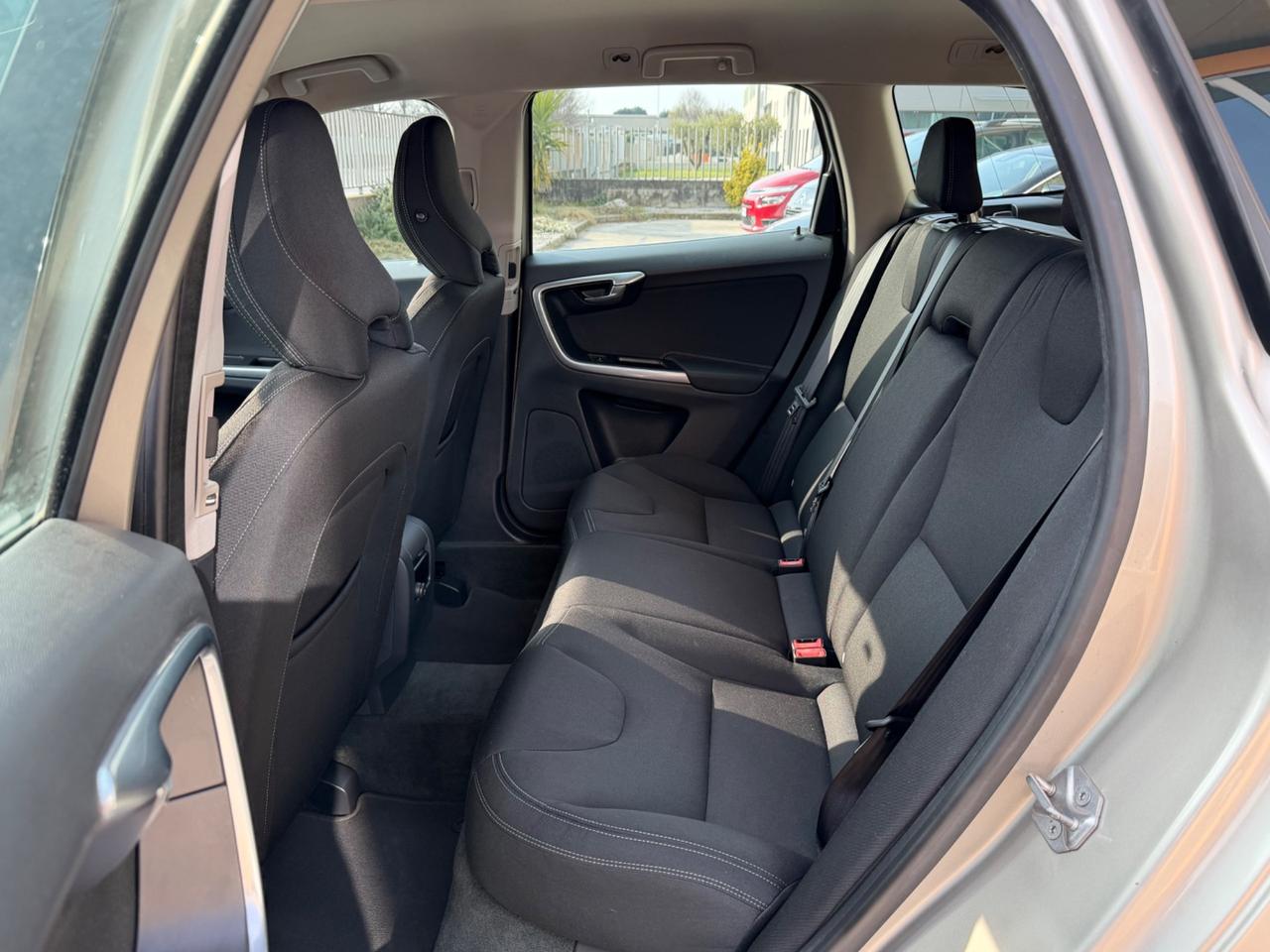 Volvo XC 60 XC60 D3 Geartronic Momentum