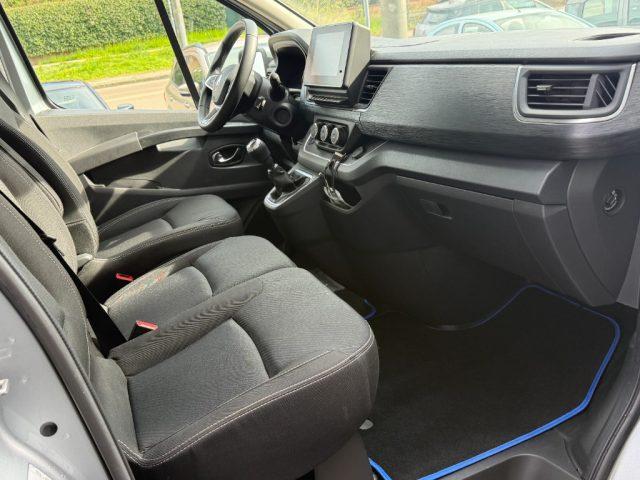 RENAULT Trafic BluedCi 150CV PC-TN Equilibre 9 POSTI 3.300 KILOME