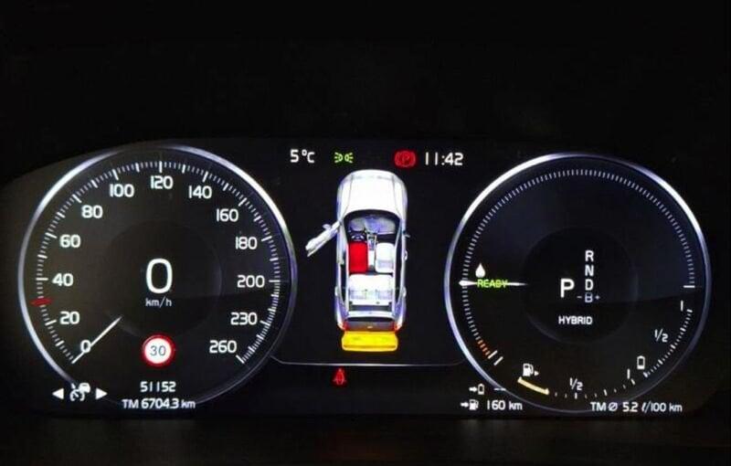 Volvo XC40 XC40 T5 Recharge Plug-in Hybrid R-design