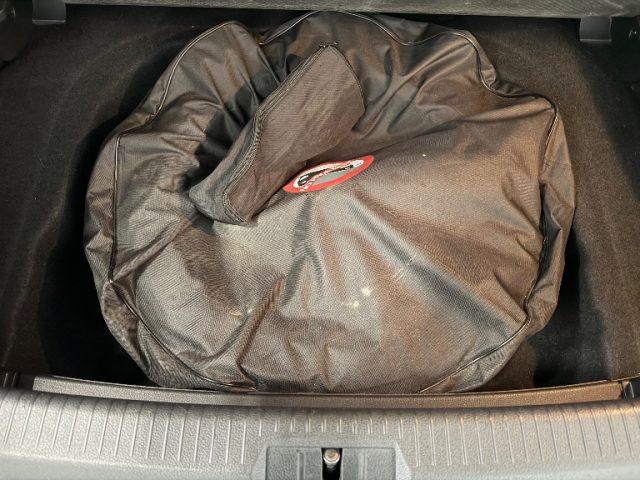 VOLKSWAGEN Golf GTI Performance DSG