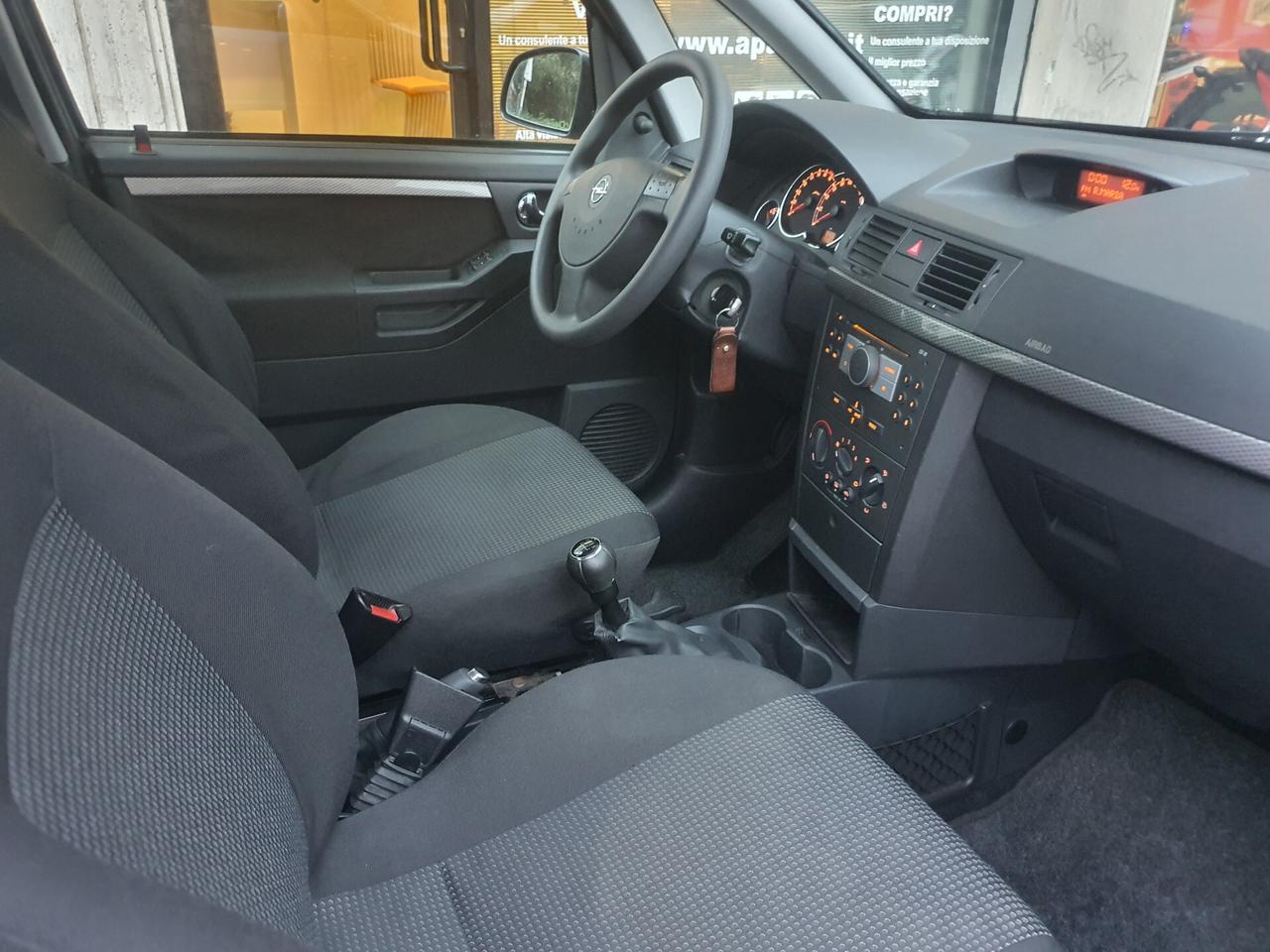 Opel Meriva 1.6 16V Cosmo NEOPATENTATI
