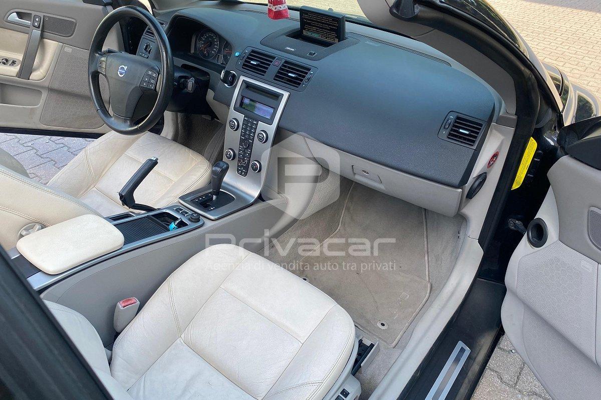 VOLVO C70 2.4 D5 20V Summum