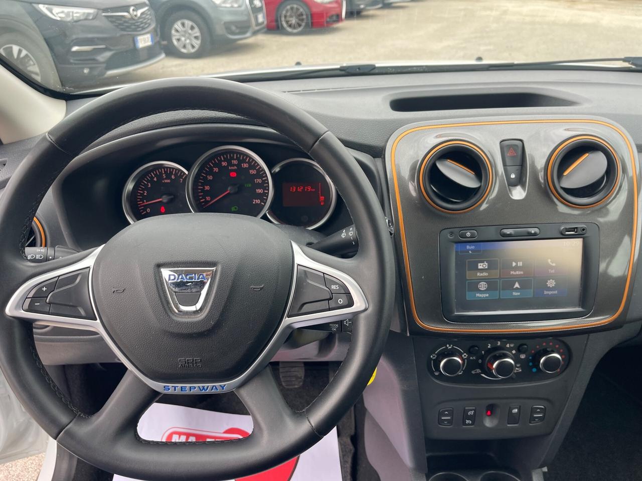 DACIA SANDERO STEPWAY 0.9 TCE GPL FULL LED MY17