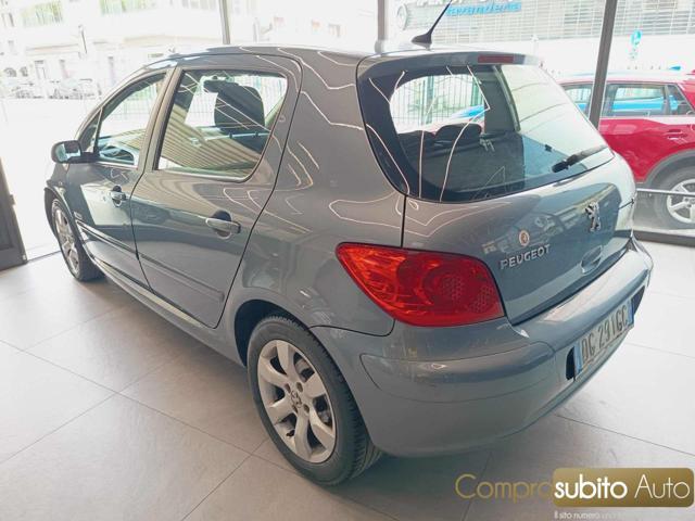 PEUGEOT 307 1.6 16V HDi 90CV 5p. D-Sign