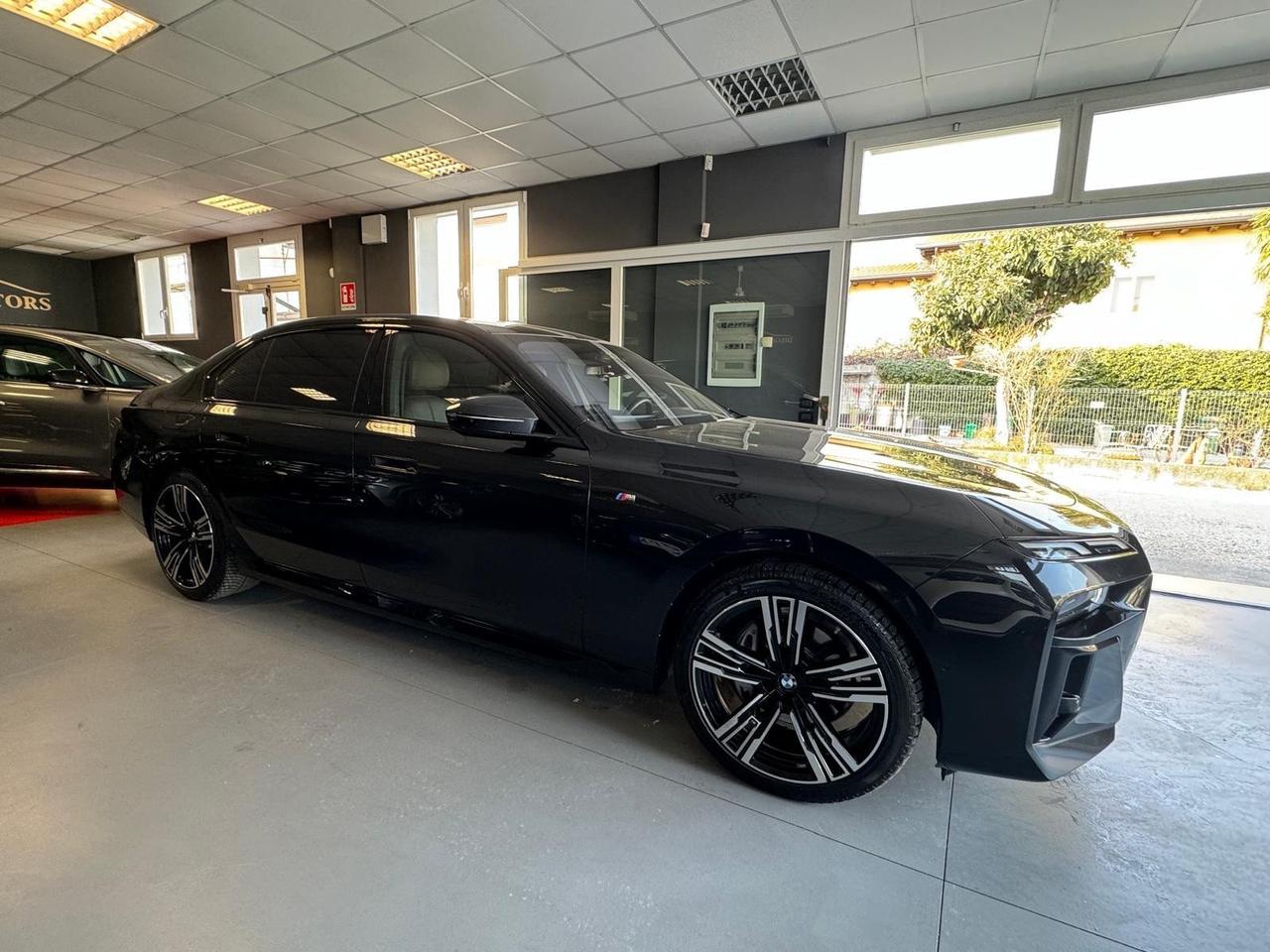 Bmw 740 740d xDrive Msport
