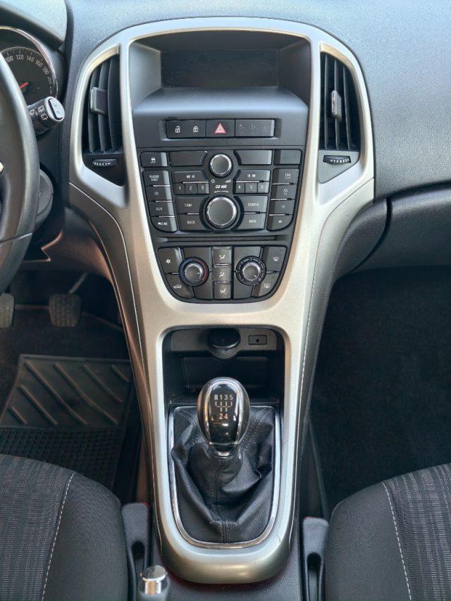 OPEL Astra 1.4 100CV 5 porte Cosmo