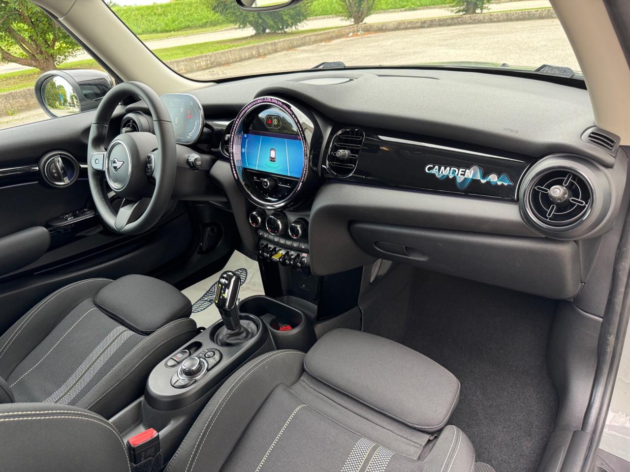 Mini Full Electric Cooper SE Camden Edition