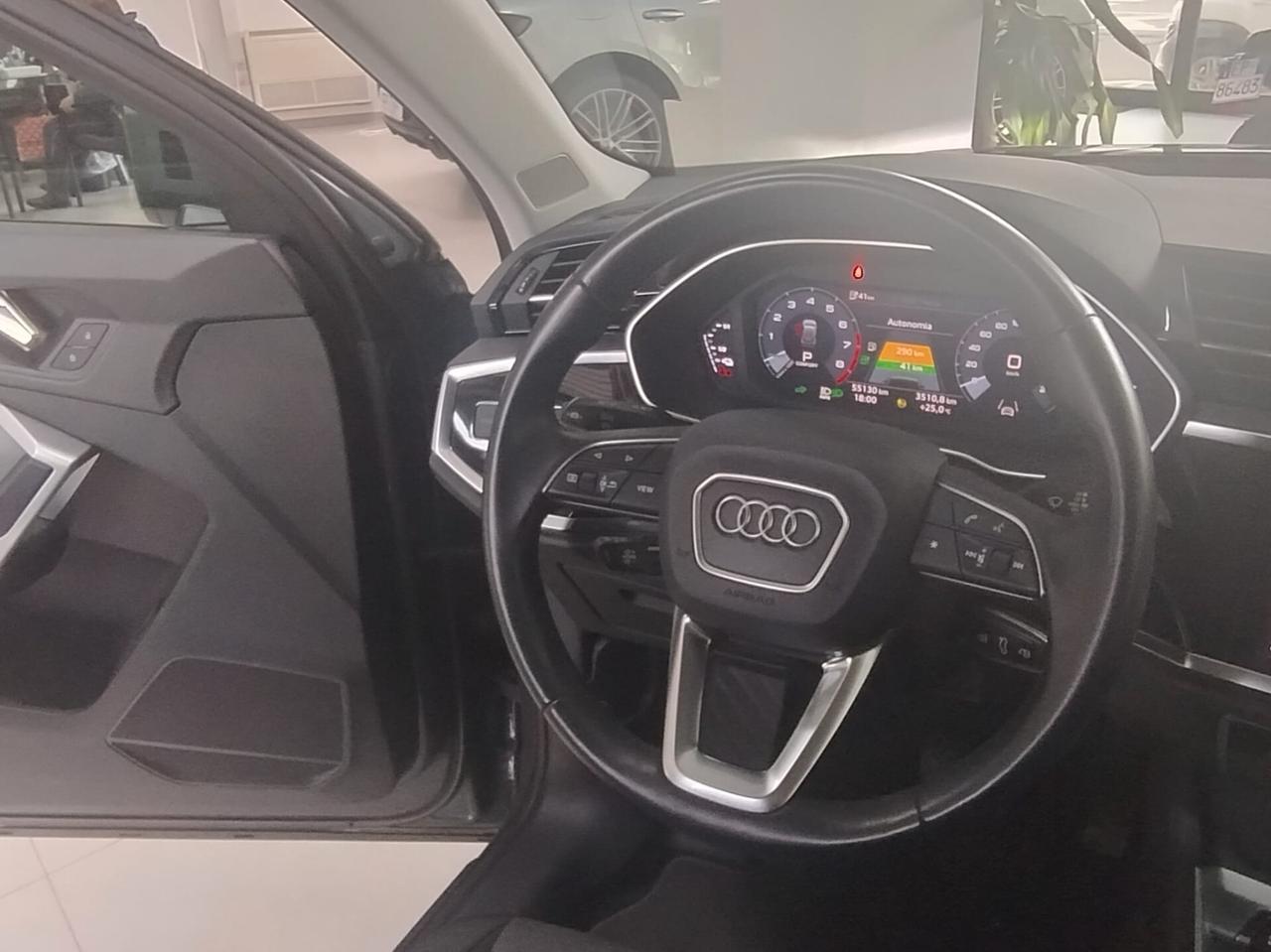 Audi Q3 SPB 45 TFSI e S tronic Business Plus