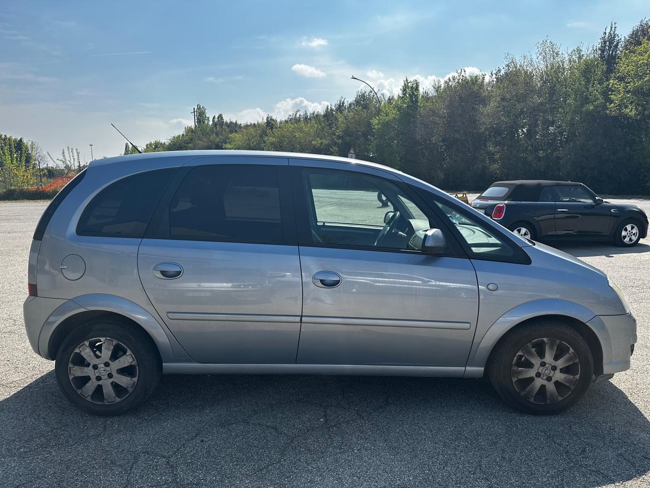 Opel Meriva 1.8 16V Cosmo