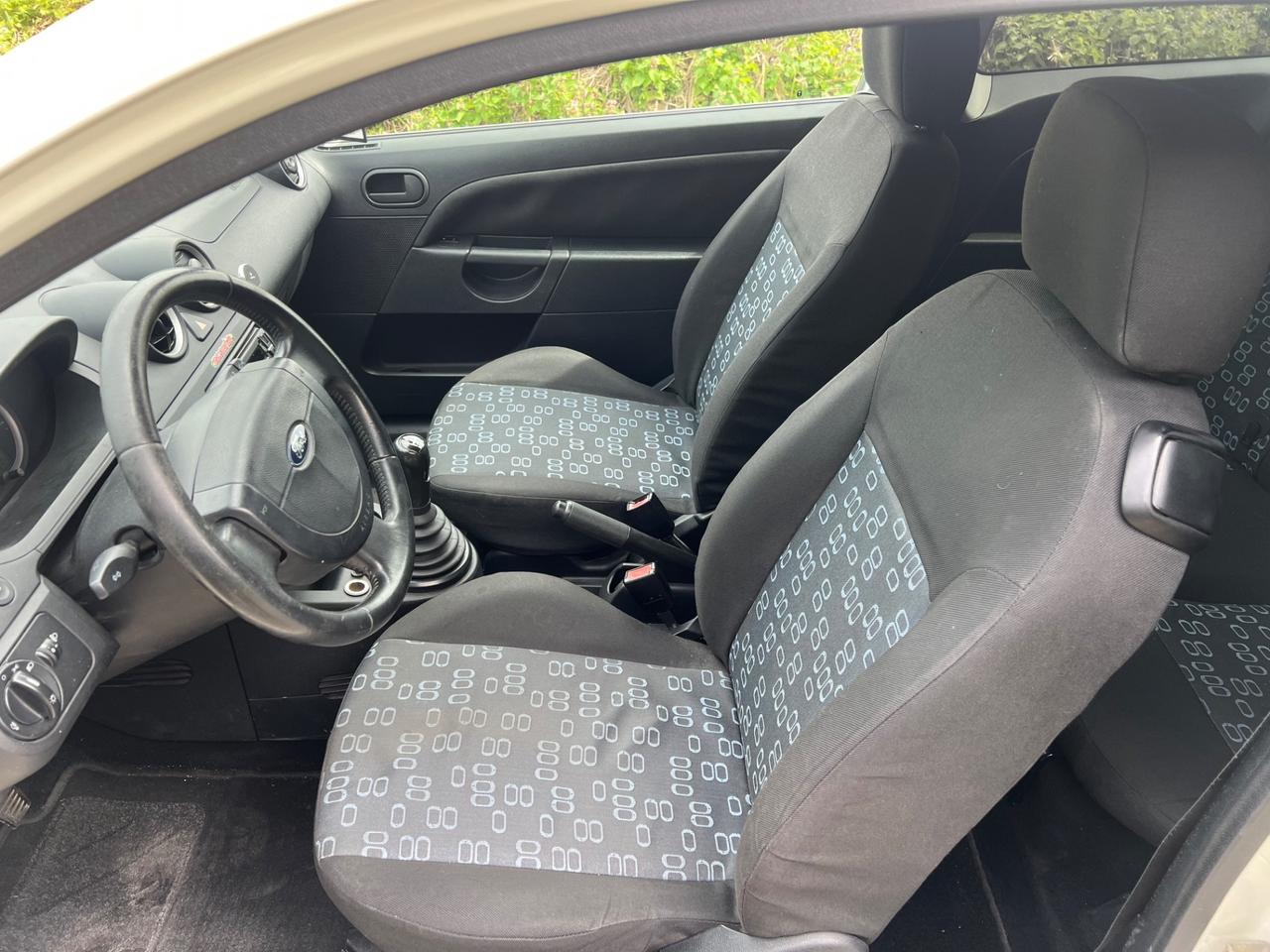 Ford Fiesta 1.2 16V 3p. Sport