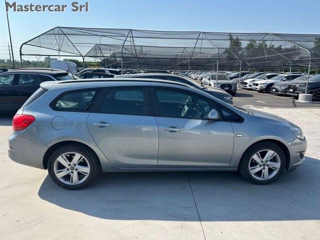 OPEL Astra Astra IV 2010 Sports Tourer 1.7 cdti Cosmo 110cv t