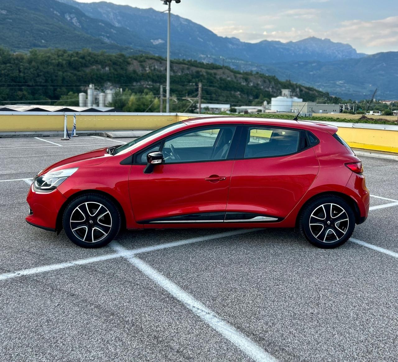 Renault Clio 1.5 dCi 75CV 5p. Energy Neopatentati