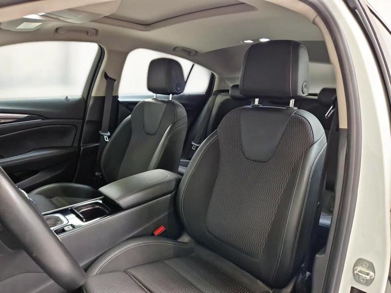 OPEL INSIGNIA GRAND SPORT 2.0 CDTI BUSINESS ELEGANCE 174 CV AT8 5 PORTE BERLINA