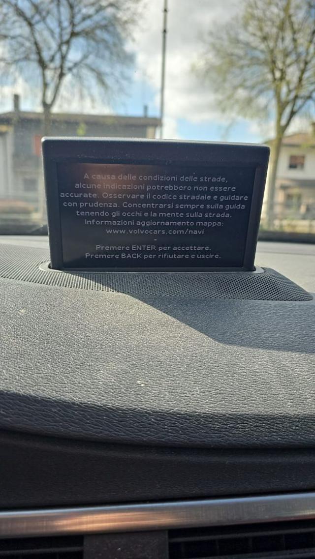 VOLVO V70 D3 Geartronic Momentum