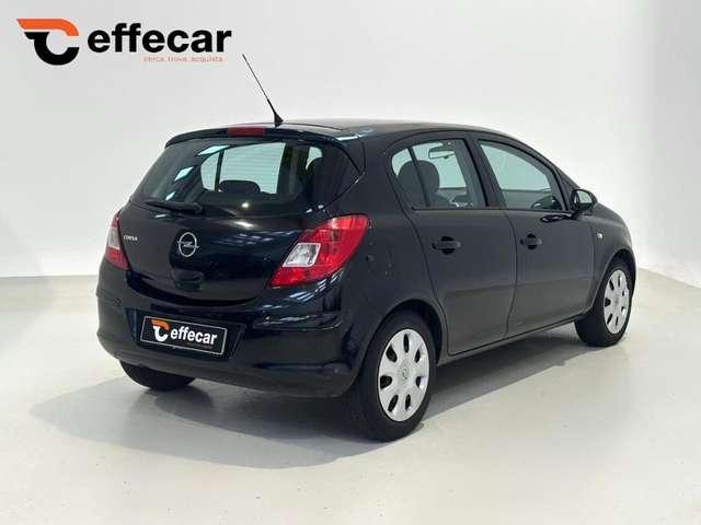 Opel Corsa 1.4 16V 5P NEOPATENTATI