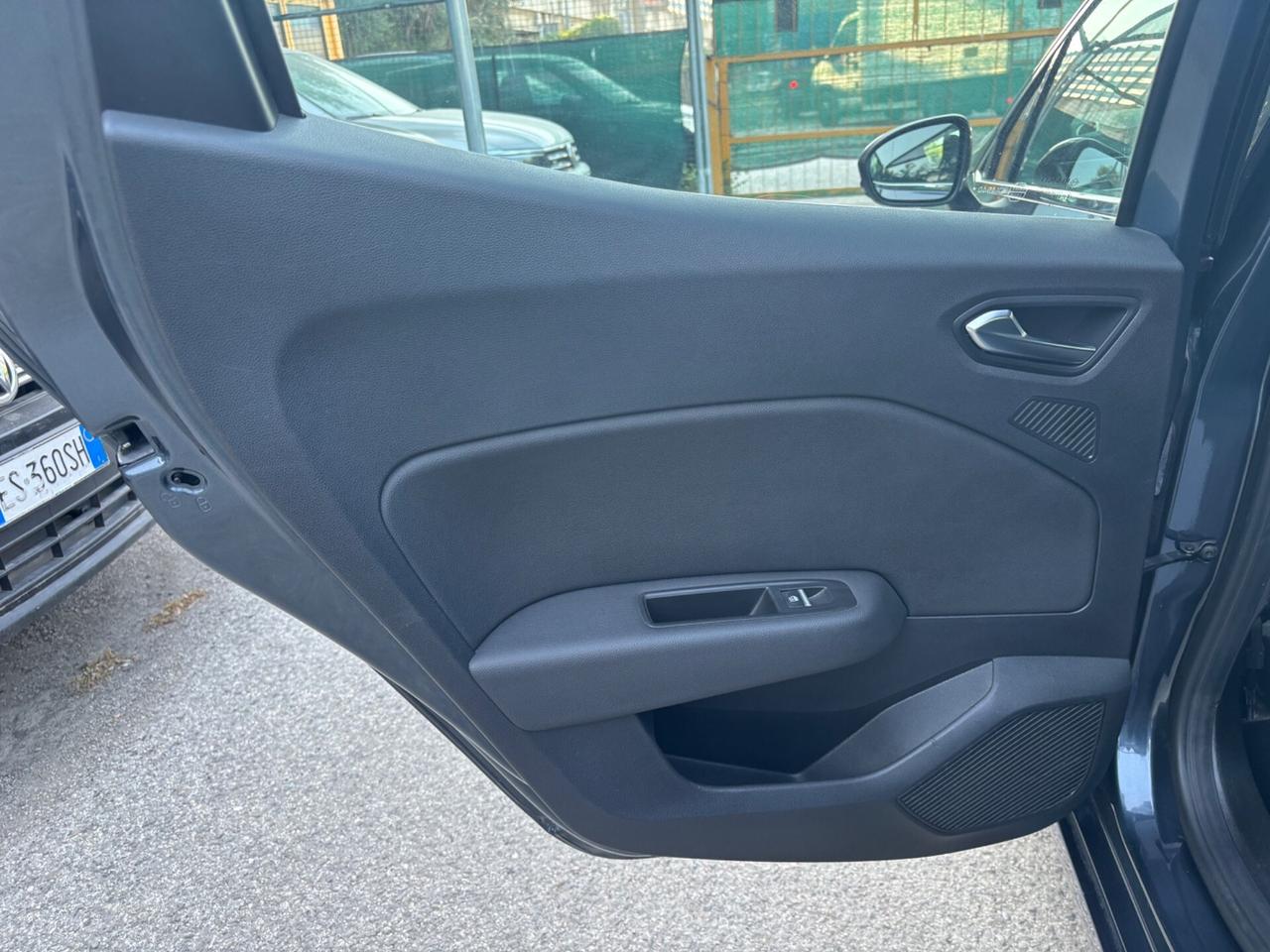 Renault Clio 1.0 GPL 5 porte Intens OK NEOPATENTATI