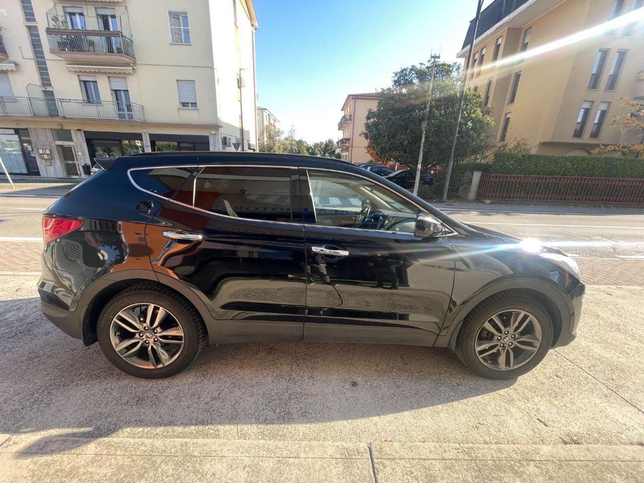 HYUNDAI Santa Fe 2.2 CRDi 4WD A/T Style