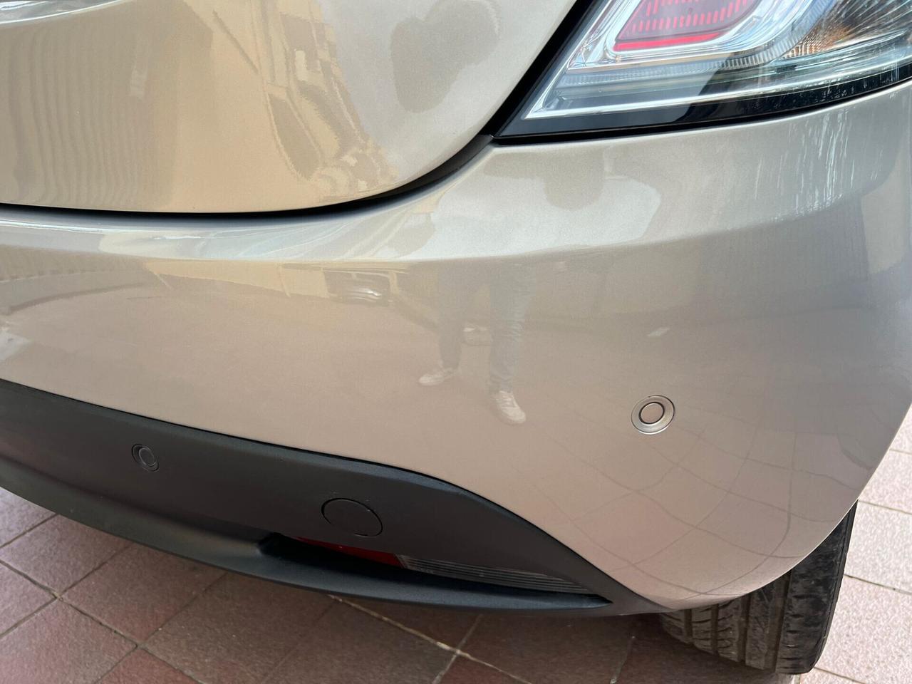 Lancia Ypsilon 1.2 69 CV 5 porte GPL Ecochic Silver